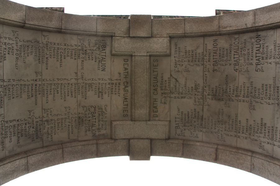 IMG_4043_a.jpg - Fusiliers Arch, St. Stephen's Green, Dublin, Ireland