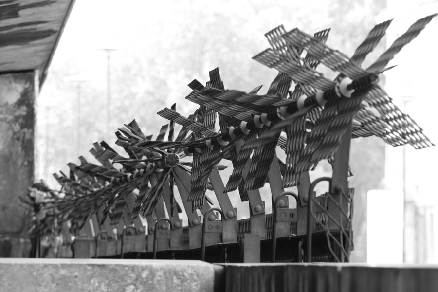 IMG_4521_a.jpg - Spikes, London, England