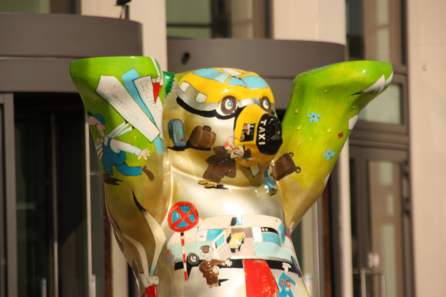 IMG_6697_a.jpg - Berlin-Bear, Fair, Berlin, Germany