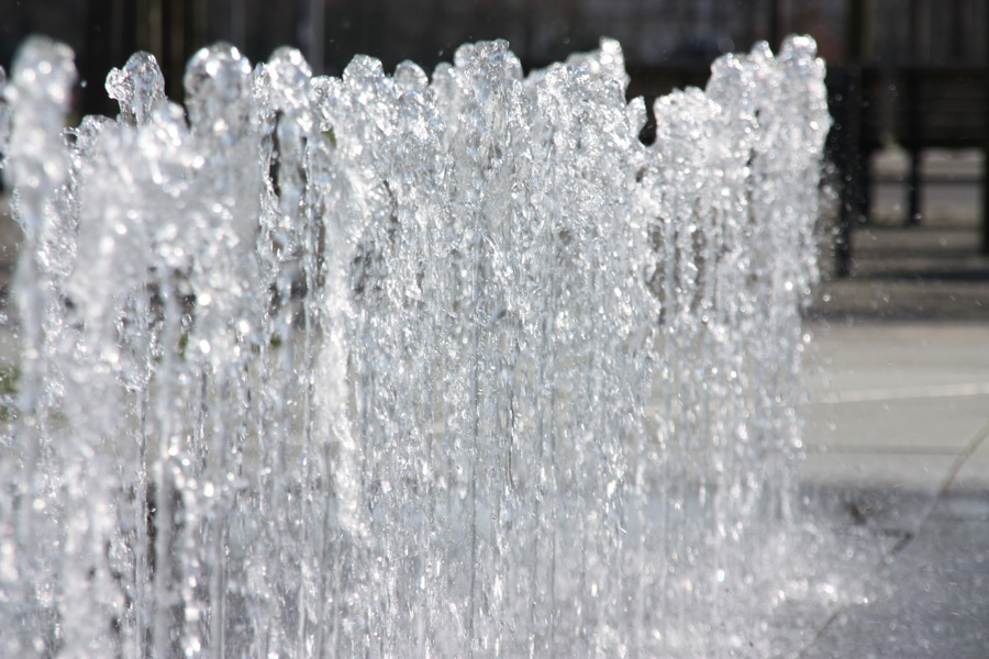 IMG_6778_a.jpg - Fountain at Federal Chancellery, Berlin, Germany