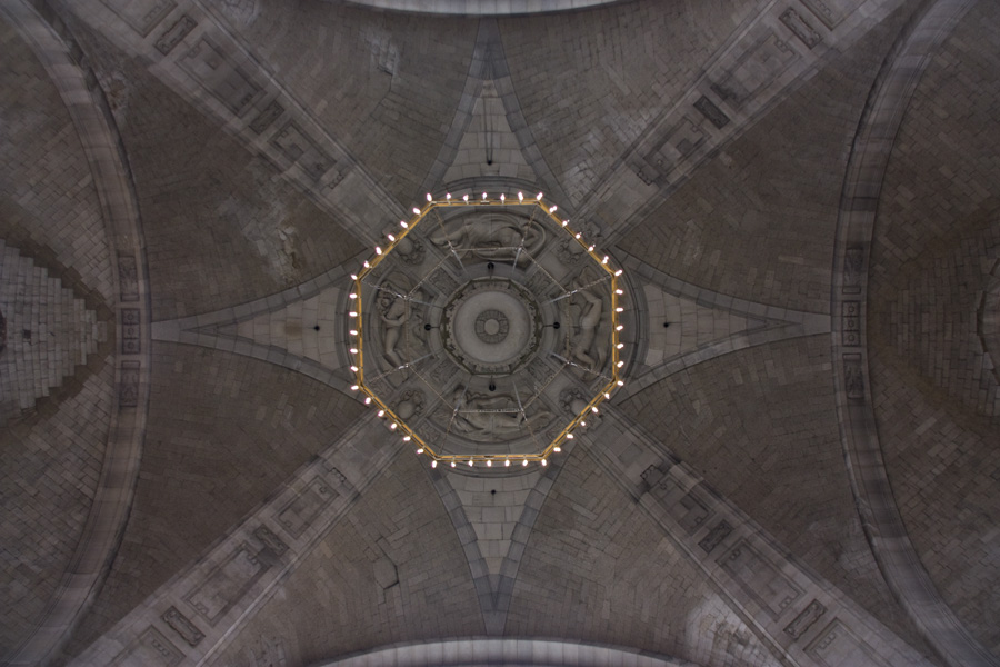 IMG_3997_a.jpg - Roof of the entrance hall, new townhall, Hannover, Germany