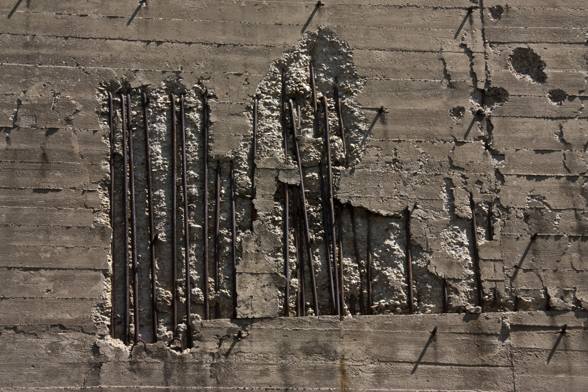 IMG_6104_a.jpg - Wall of L-Tower, Augarten, Vienna, Austria