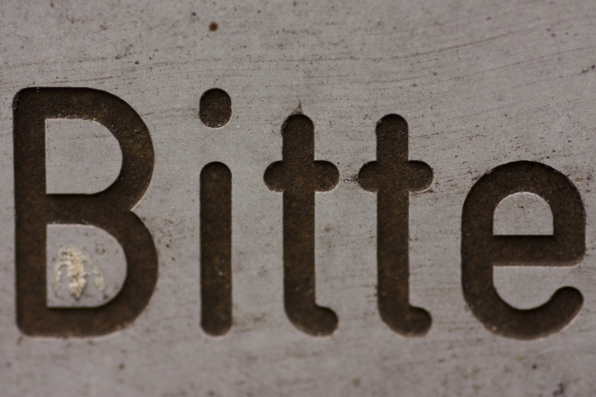 IMG_7003_a.jpg - Ohw please...